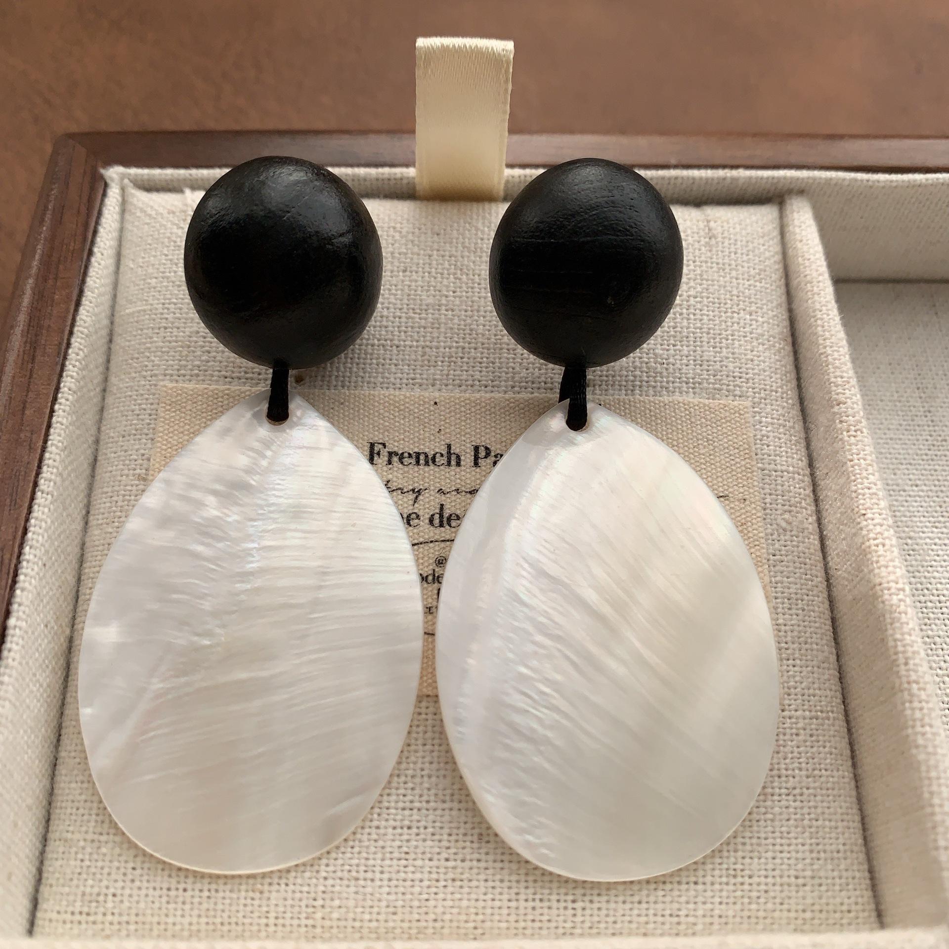 Romantic love plaid fritillary stud earrings retro style earrings personalized earrings