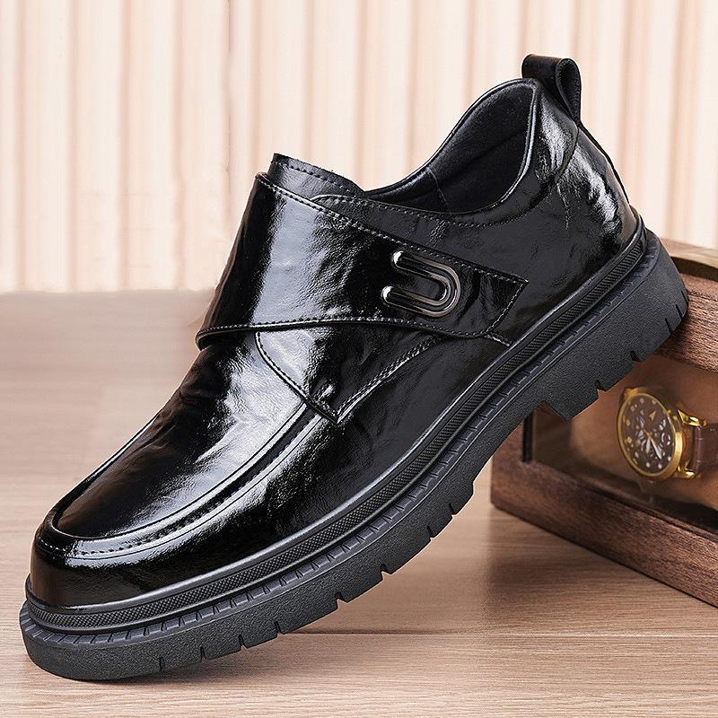 

2025 осень и зима новая мужская деловая повседневная кожаная обувь на липучке с круглым носком на толстой подошве, универсальная трендовая обувь для мужчин 44 чёрный