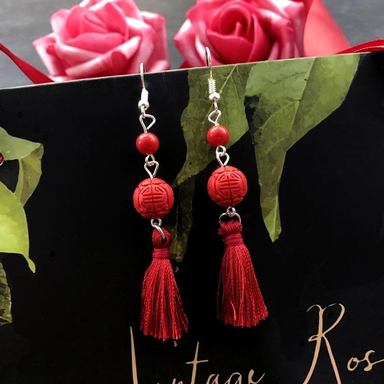 

Классические модные красные киноварные серьги с бахромой, ретро романтичные серьги с розой, женственные универсальные свадебные серьги