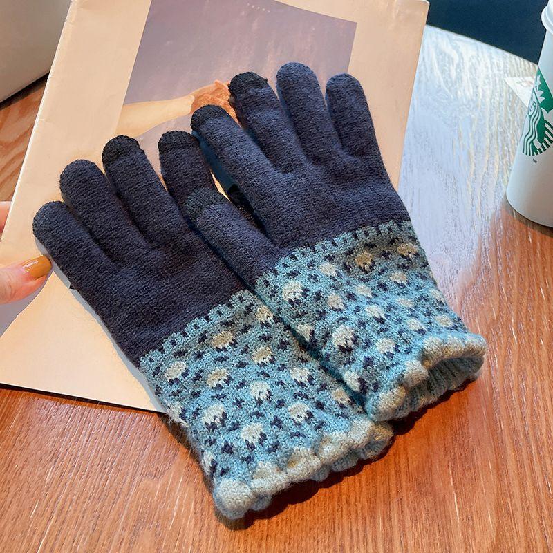 

Japanese Style Color Matching Strawberry Touch Screen Gloves Winter Female Cute Thickening Knitting Spring and Autumn Heattech Cycling Driving Student Navy blue All yards