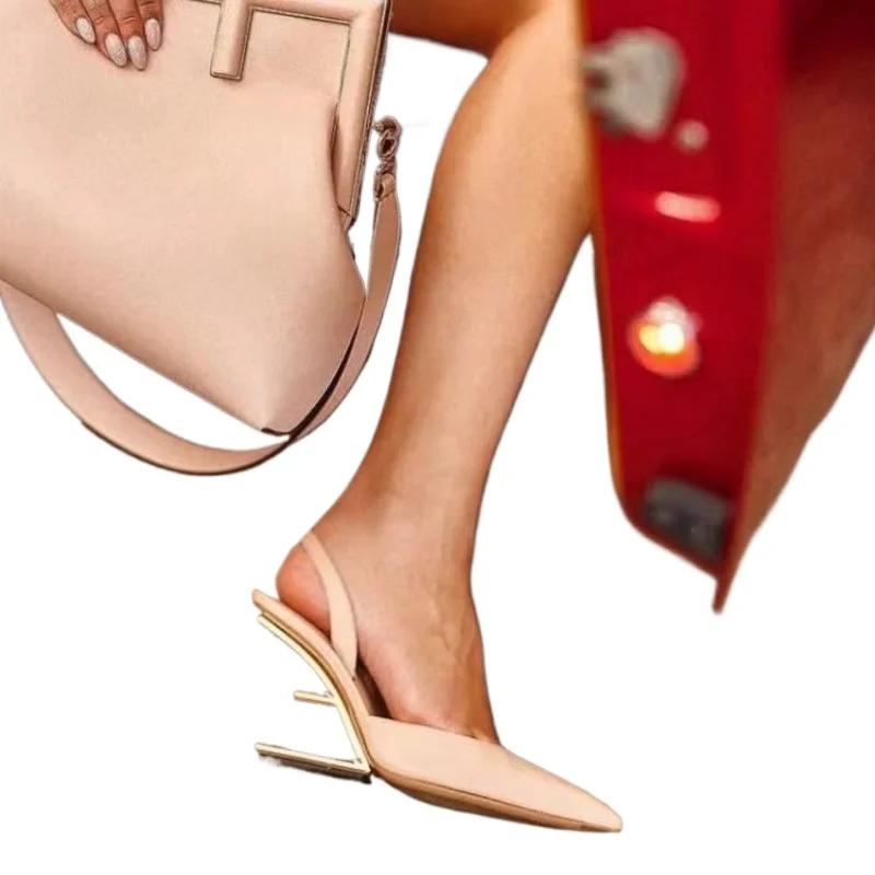 Letní podivné podpatky Dámské boty Jednobarevný design Dámské boty Zadní popruhy Špičatá špička Móda Zapatos Para Mujere