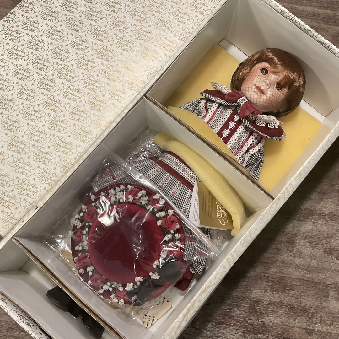 

[USED] Stored item! Franklin Mint Coca-Cola bisque doll antique