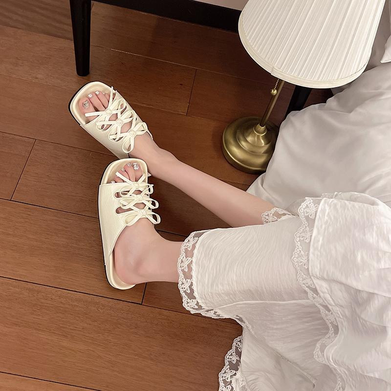Fashion Design Sense Cutout Bow Flip Slippers Women's New Retro Square Toe Open Toe Casual Soft Sole Non-slip Sandal Shoes
