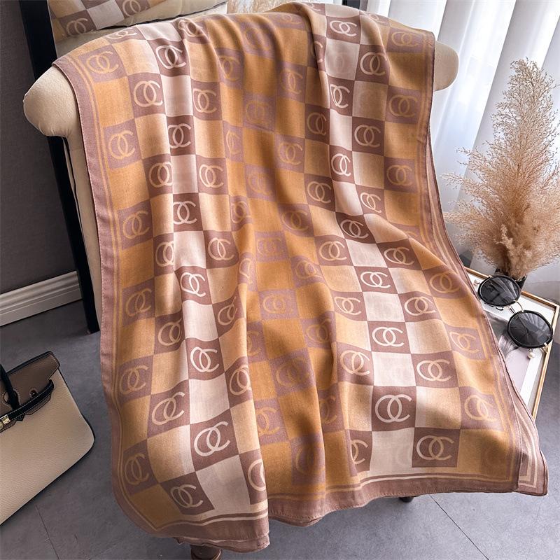 New gradual change plaid lengthened printed silk scarf scarf scarf neck cotton and linen sunscreen shawl versatile autumn and winter headscarf women