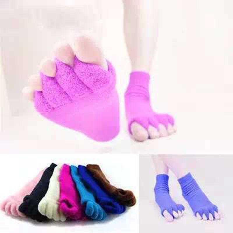 Toe Socks Ladies Indoor Massage Toes Five Finger Socks Cotton Yoga Socks