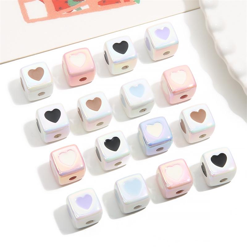 

Acrylic Heart Drip Bead Set for DIY Jewelry Crafting