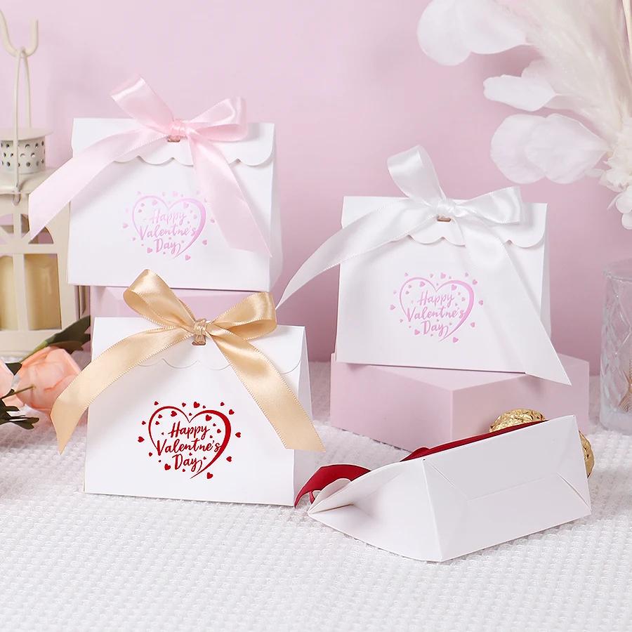 Valentine Treat Box Paper Valentines Candy Boxes Decorative Heart Gilding Boxes For Valentine's Day Party Favors