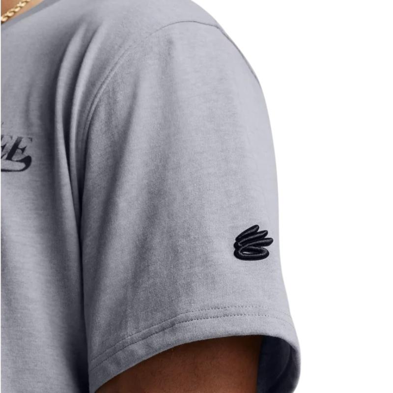 Under Armour Curry Verbiage Graphic Print Crew Neck T-Shirt Men Tops Steel 1387110-035