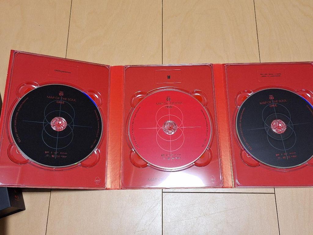 [USED] BTS DVD Blu-ray MAP OF THE SOUL ON:E