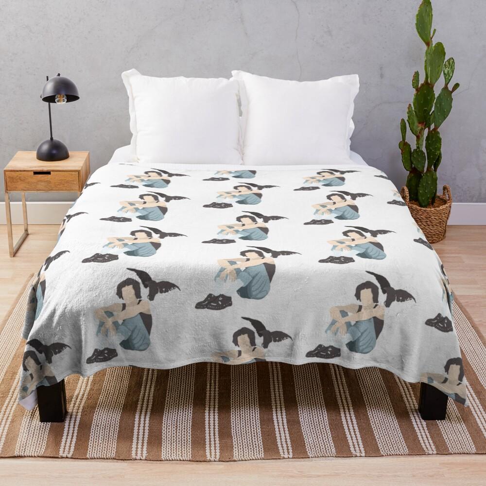 kid krow conan gray Throw Blanket