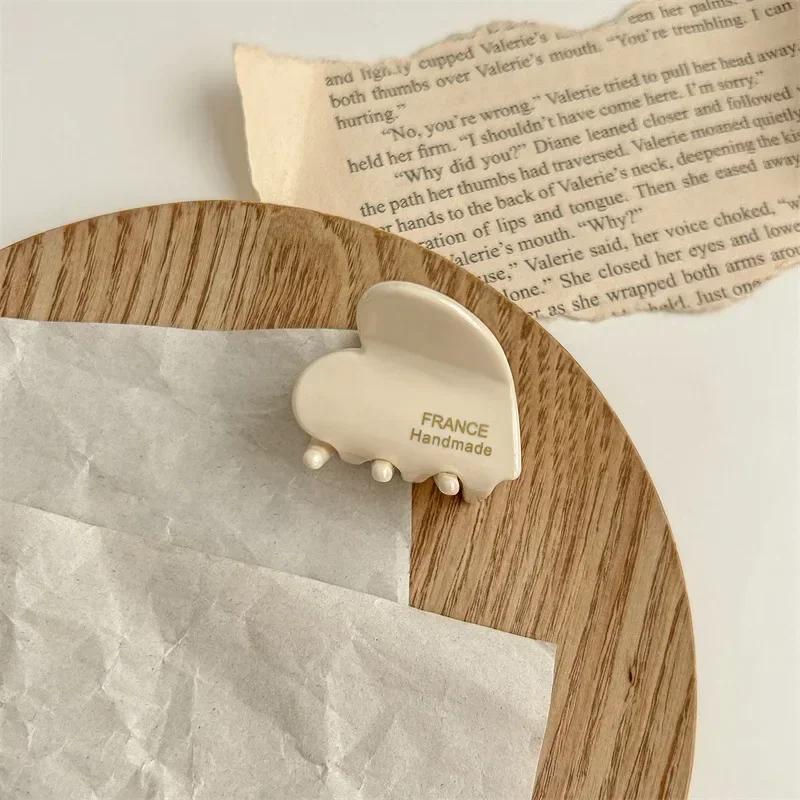 Cute 3.5cm Small Size Hair Claw for Girls Acetate Hair Crabs Heart Shaped Hairclips for Female Hairprins Hair Accessories