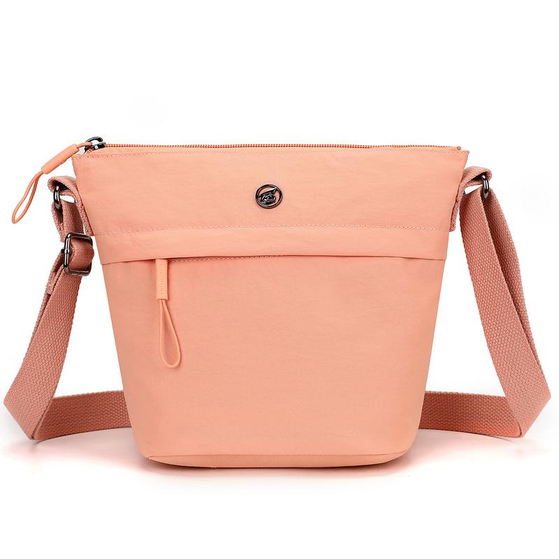 Mobile phone bag women's messenger bag simple and high-end sense niche fashion versatile new nylon bucket bag shoulder women's bag