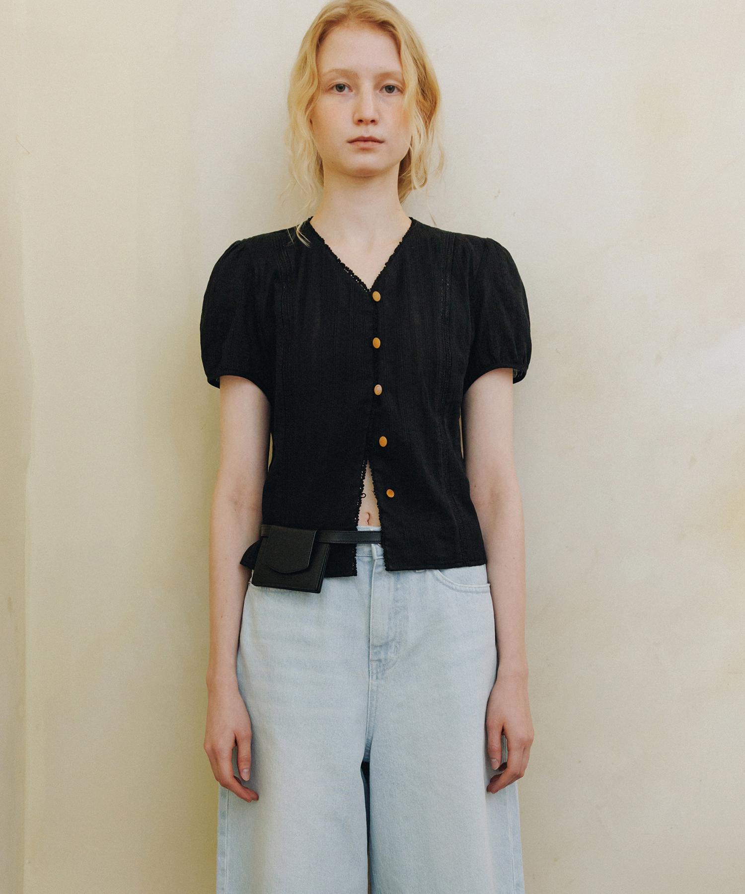 Annies Rove V-Neck Blouse (Black) Black