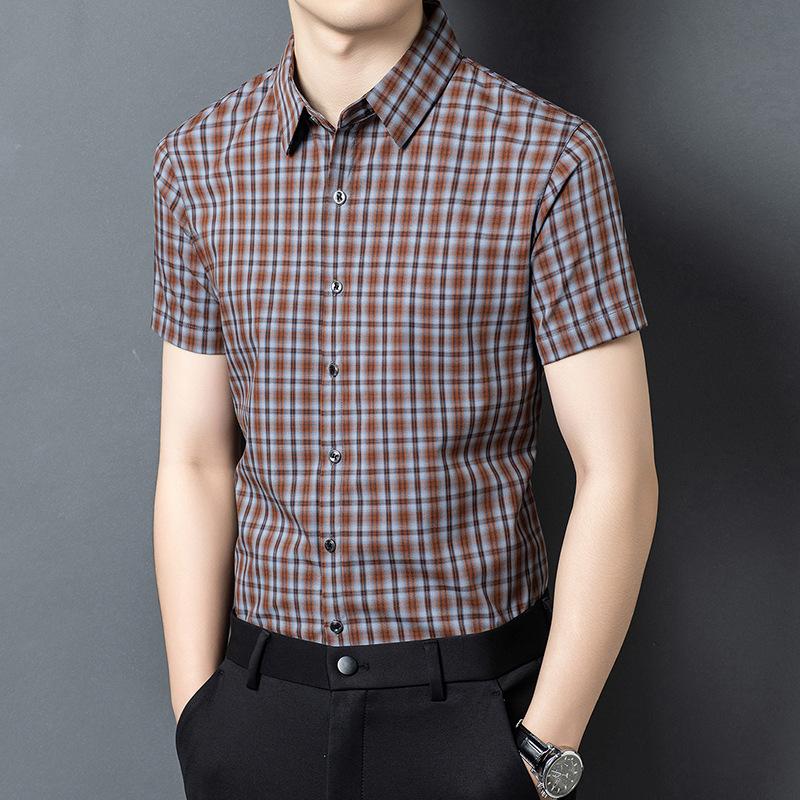 Neues kariertes kurzärmeliges Hemd für Herren, Sommer Koreanische Version von einfacher mittelfristiger lockerer und dünner Oberbekleidung lässiges Hemd Trend