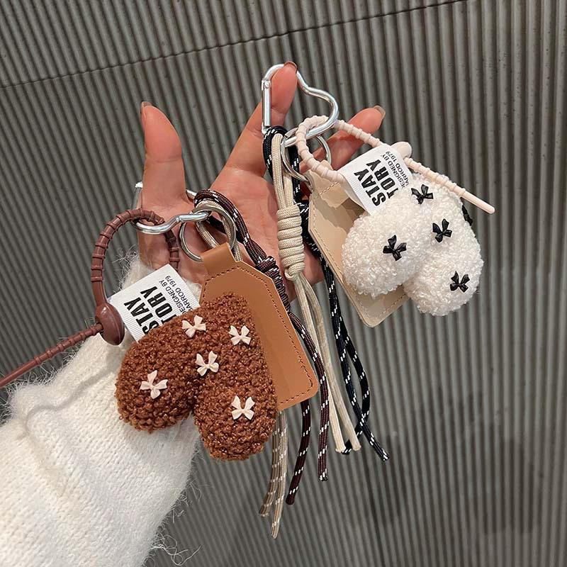 Fashion Love Heart Shaped Plush Keychain Handmade Lamb Wool Braided Rope Chain Retro Pendant Jewelry Accessory