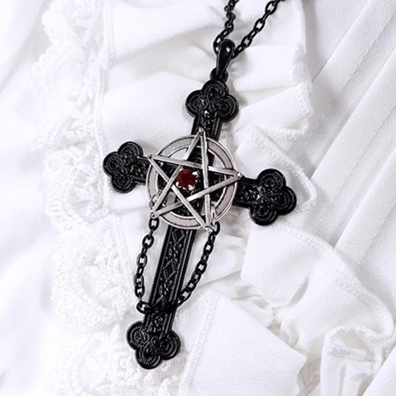 Retro Five-Pointed Star Crucifix Pendant Necklaces Alloy Texture Woman Pentacle Jewelry Pendant Necklaces for Daily