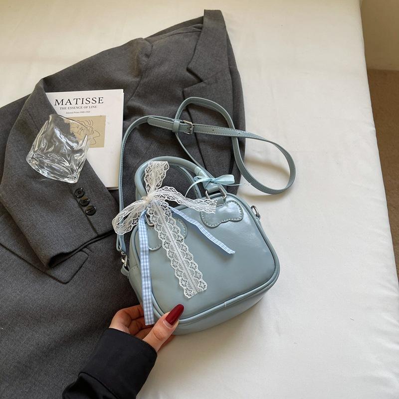 Korea Fashion Portable Bowling Bag Women's 2025 New Simple Versatile Pillow Bag One Shoulder Crossbody Small Square Bag