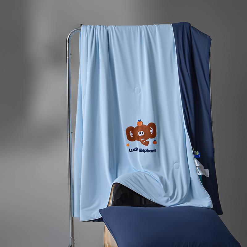 New Cool Feeling Summer Blanket Breathable Cooling Air Conditioner Quilt Silky Touch Bare-Sleeping Comforter Single Double Duvet