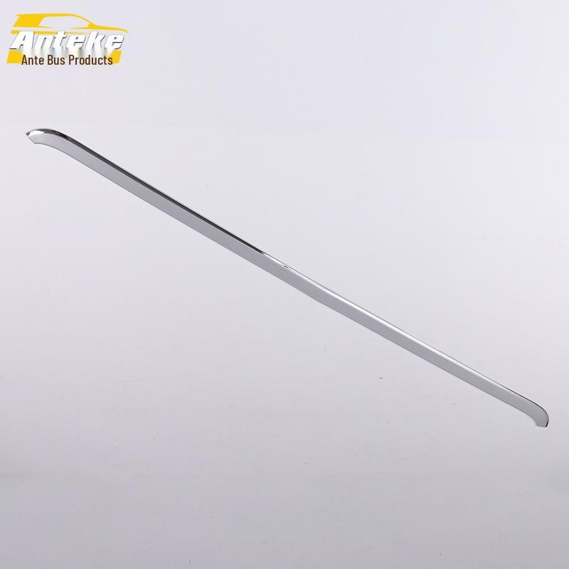 Viano Hood Trim: Front Bumper Grille Accent Strip for 17 Models