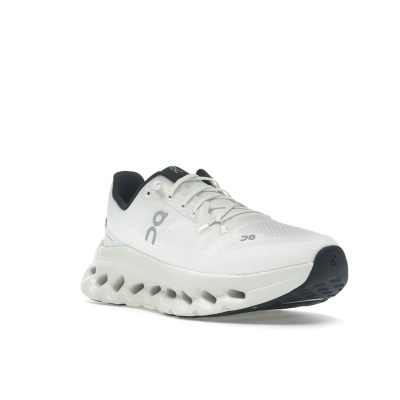 ON Cloudtilt Pear Ice Women Sneakers Green 3WE10052531