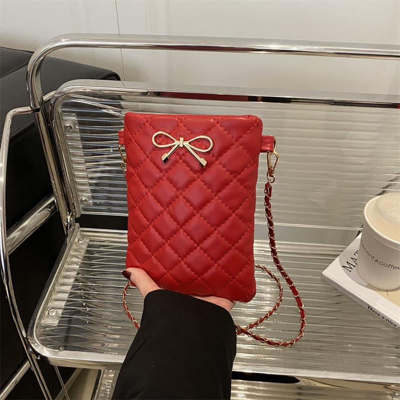 2025 autumn and winter new simple and versatile lightweight women's shoulder messenger bag change bag chain mobile phone women's bag trend