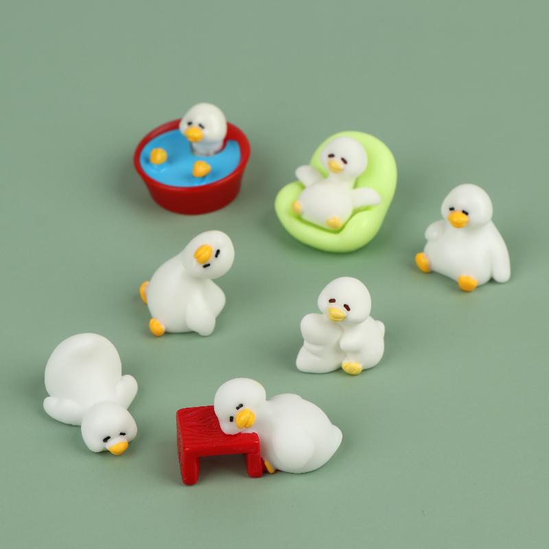 Adorable 7Pcs White Mini Duck Figurines Micro Animal Ornaments for Birthday Gift Home Living Room Decor