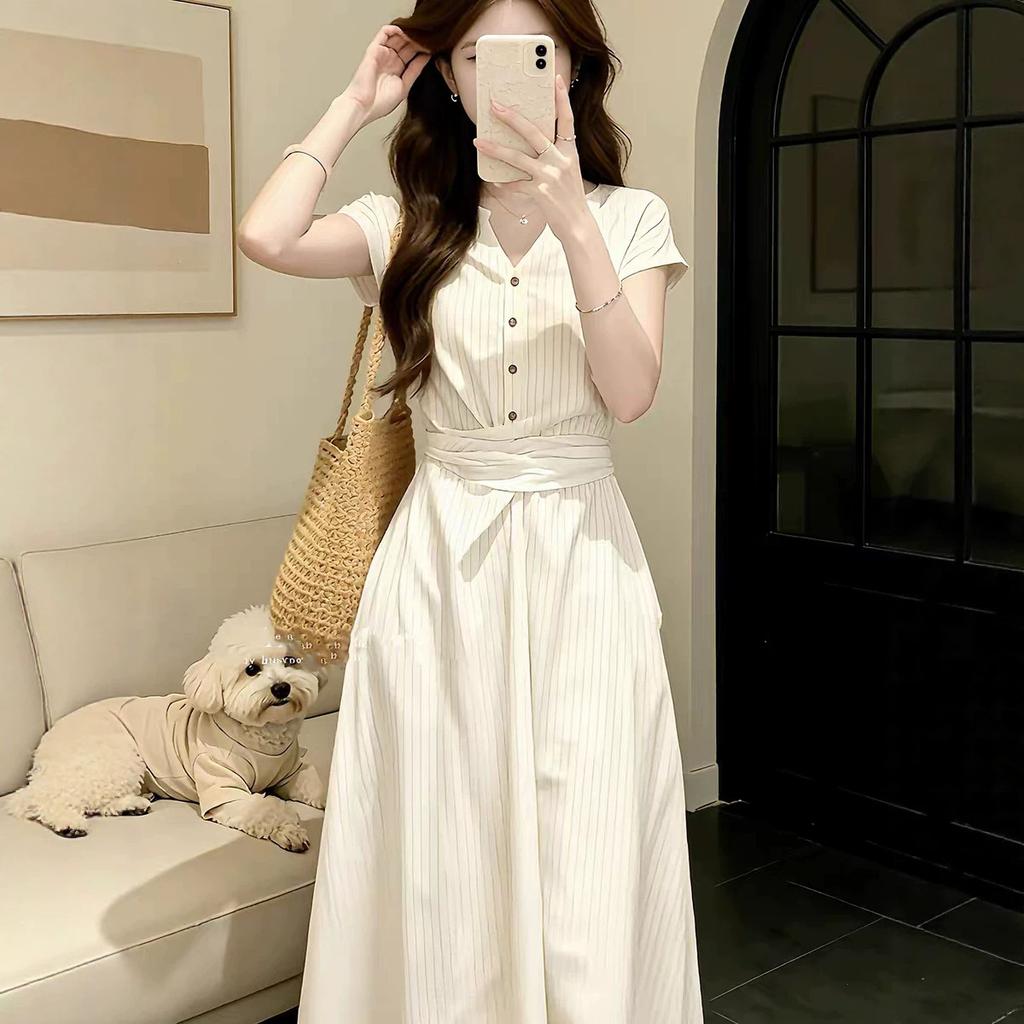 Striped short-sleeved gentle wind dress women's 2026 summer new French long skirt great looking temperament