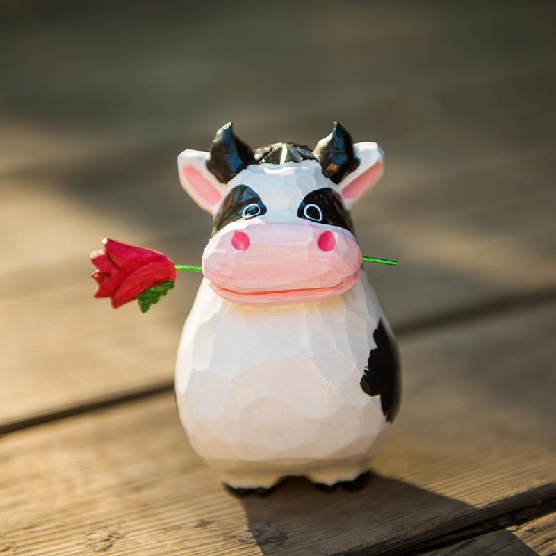 Wooden Cow Carved Figurine Handcrafted Natural Decor For Office Desk And Gift Giving