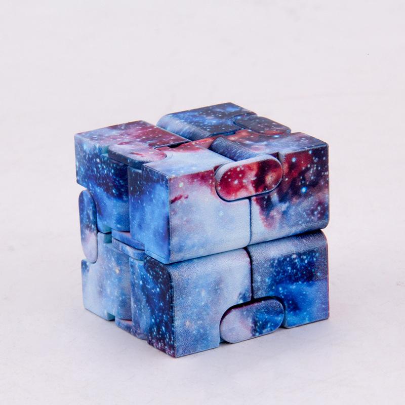 Infinity Magic Cube Hvězdná obloha Čtvercové puzzle Hračky Čtyřrohé bludiště Hračky Děti Dospělí Dekomprese Relaxační Ruční pro ADD