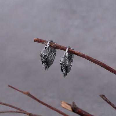 Fashion Black Skull Simple Earrings Men Stainless Steel Hip Hop Rock Biker Earrings Punk Vintage Skeleton Jewelry As Gift