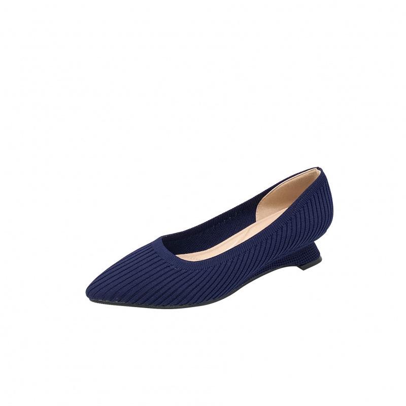 Neue spitzköpfige flachmündige Dameneinzelchuhe mit Keilabsatz, fliegendes Gewebe, Dameneinzelchuhe, Trend