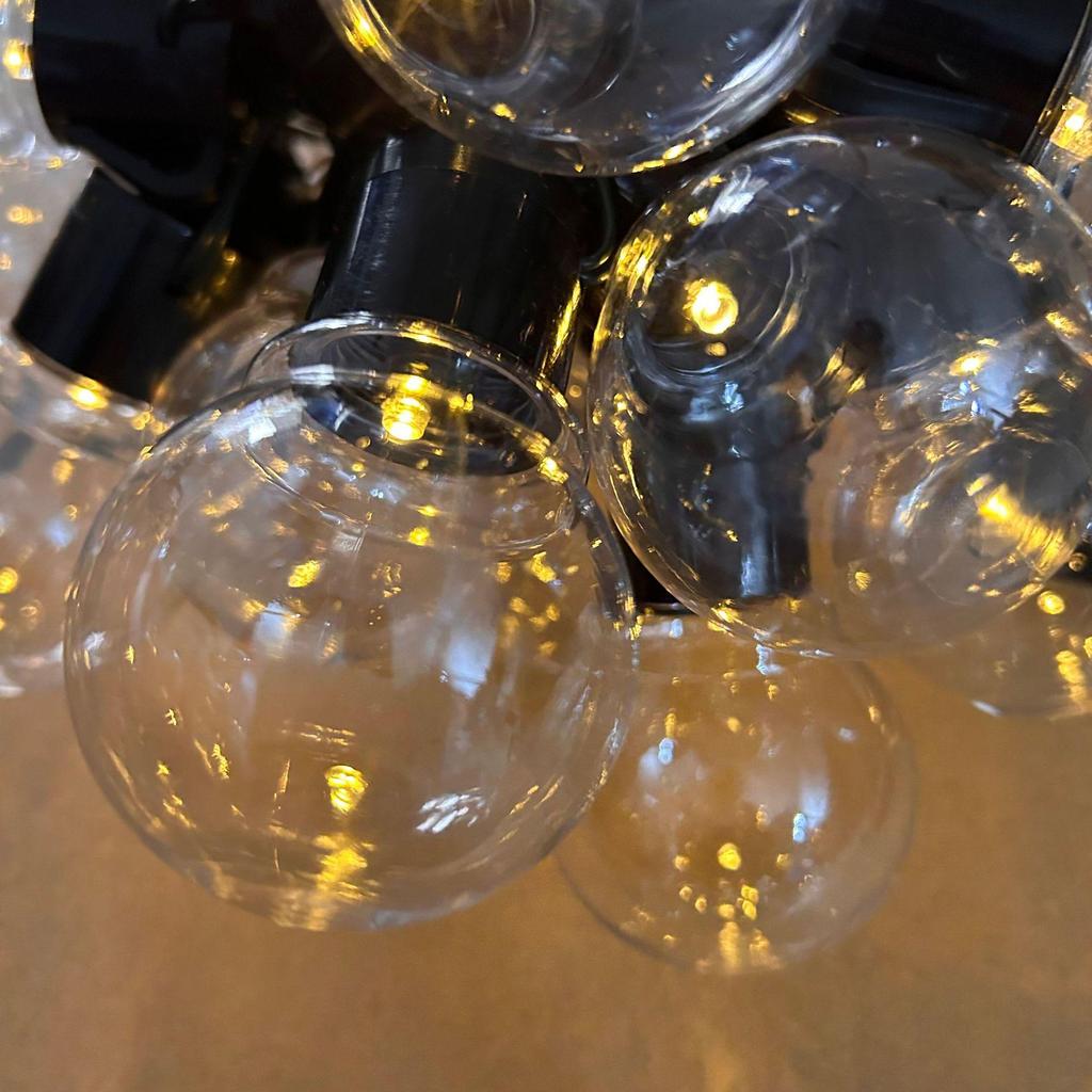LED Solar Vintage String Lights - Outdoor Garden Transparent Ball Bulbs