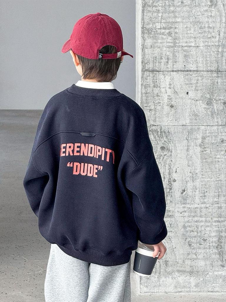 2025 Boys' Fleece-lined Sweatshirt: Warm Niche Design for Autumn/Winter