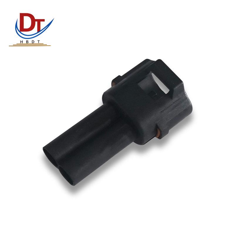 DJ7021-2-11 Automotive Wiring Harness with Protective Sleeve, Plastic 2P Connector, and Domestic Plug Shell DJ7021-2-11