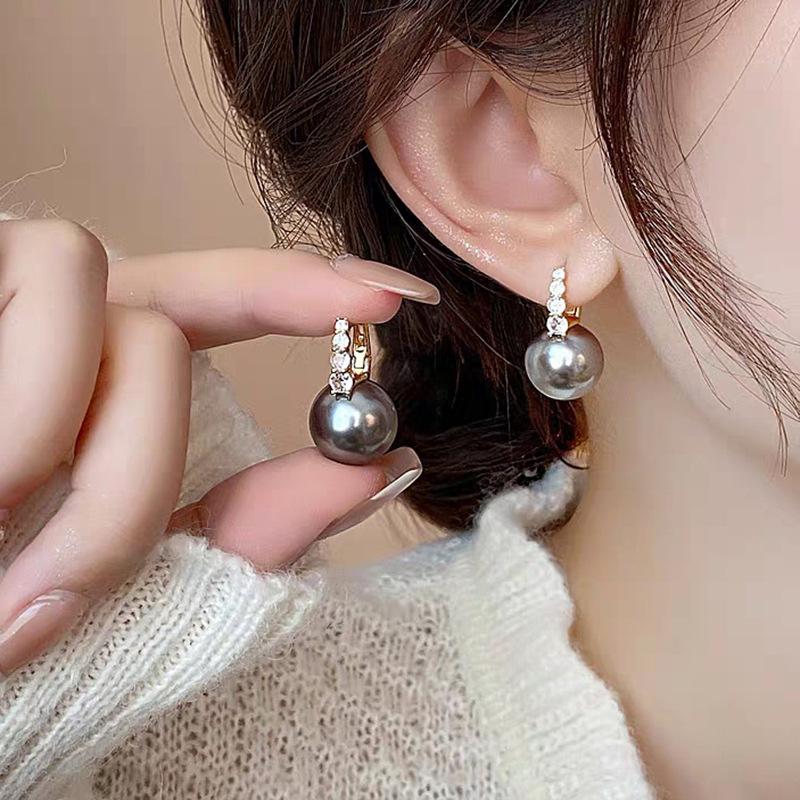 French Minimalist and Fashionable Pink Imitation Pearl Earrings High End Spring Summer Earrings