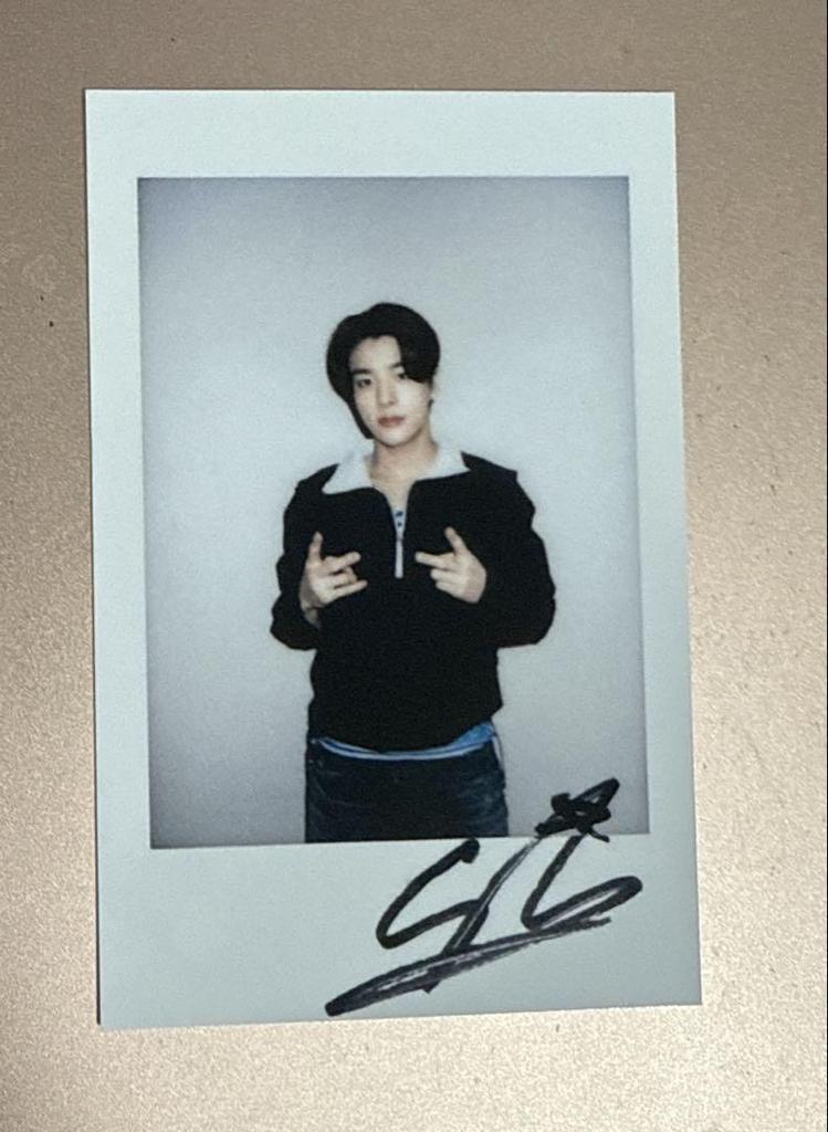 [USED] Enhypen Aoshima YZY Autograph Session Admission Bonus JAKE Polaroid Trading Card
