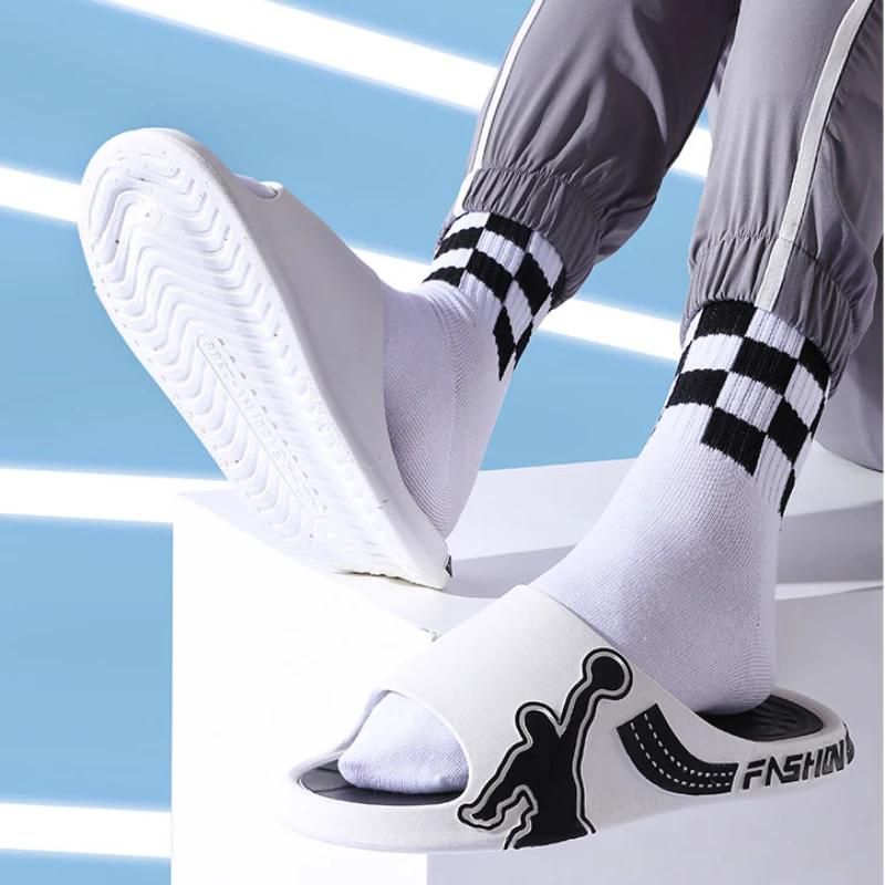 Fashion Indoor Shoes House Walk Around Home Sandals Man Slip-resistant Slippers for Men Summer Elegant Low Price Comfortable Rubber Sale