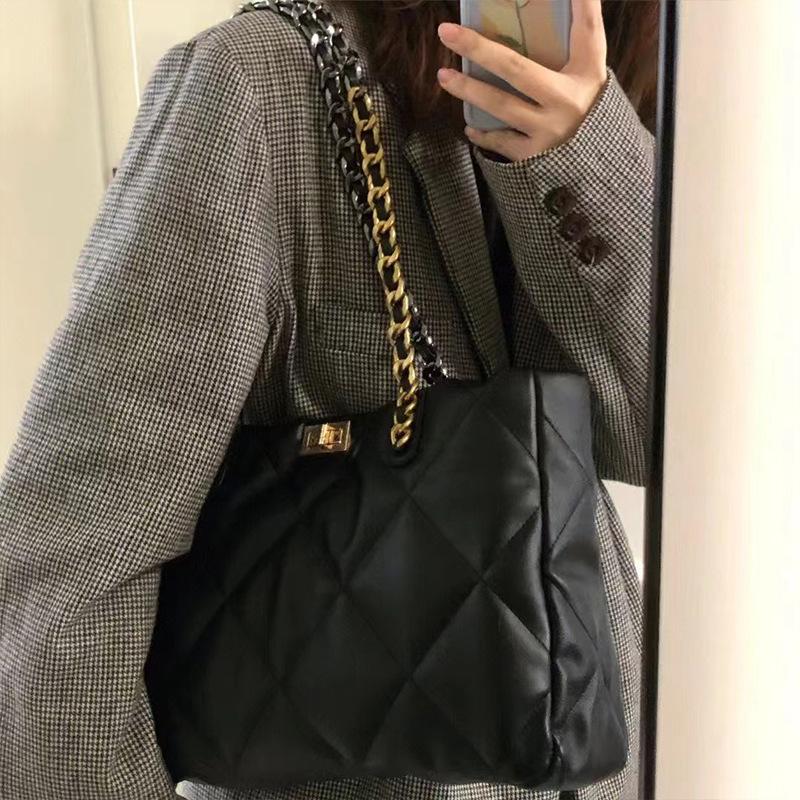 Tote Bag Women'S Bag Large Capacity Commuter Bag Chain Diamond Shoulder Bag Luggage