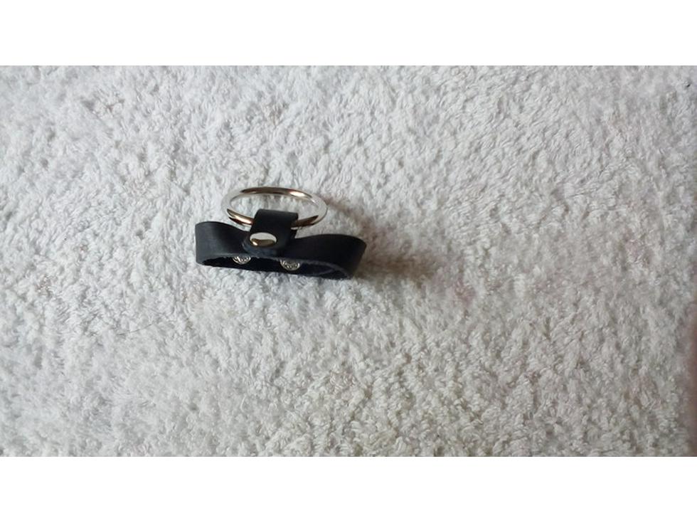 Männer Leder Keuschheits Penisring mit Spermiziden Eigenschaften - SM Alternative Erotisches Produkt