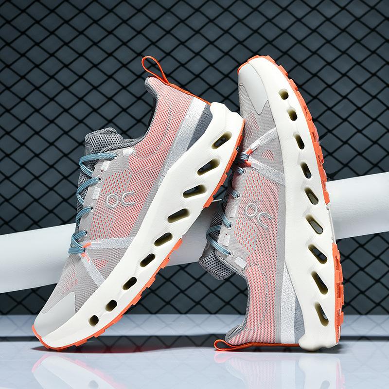 Jesienne buty sportowe Guochao do biegania Męskie amortyzujące buty do biegania Lekkie, oddychające buty z tkaniny typu flying weave
