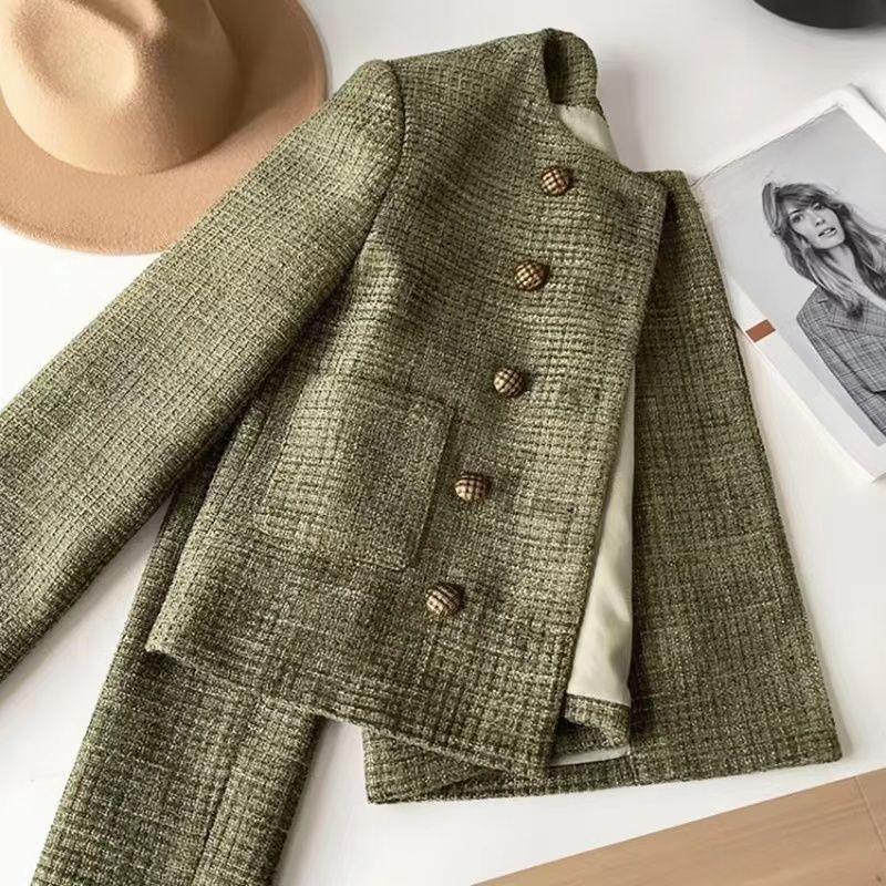 Stylish and Retro Short  Jacket for Women, Vintage French Style In Spring and Autumn, Suitable for Petite Sizes