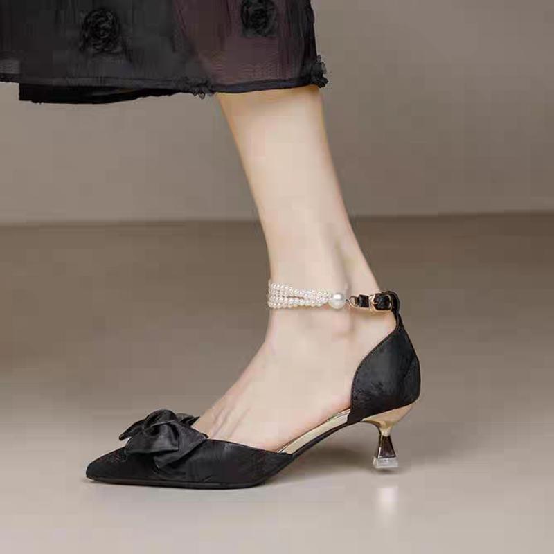 

Мода 2025 Новые Летние Туфли Лодочки для Подружки Невесты Темпераментные Высокие Каблуки со Сладким Бантом Бант Пучок Сандалии Туфли 34 чёрный