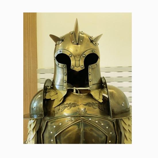 LARP-Kostüm „Krieger der Königsgarde aus dem 15. Jahrhundert“ (Halbrüstung, Ritteranzug, Königsmörder Jaime Lannister) – Halloween-Kostüm