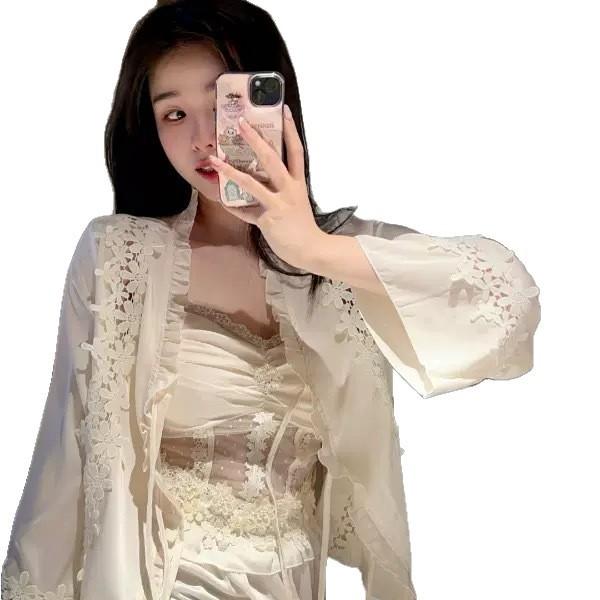 Spring new big lace three-piece set white ice and snow silk women's loungewear fashionable and sexy pajama set