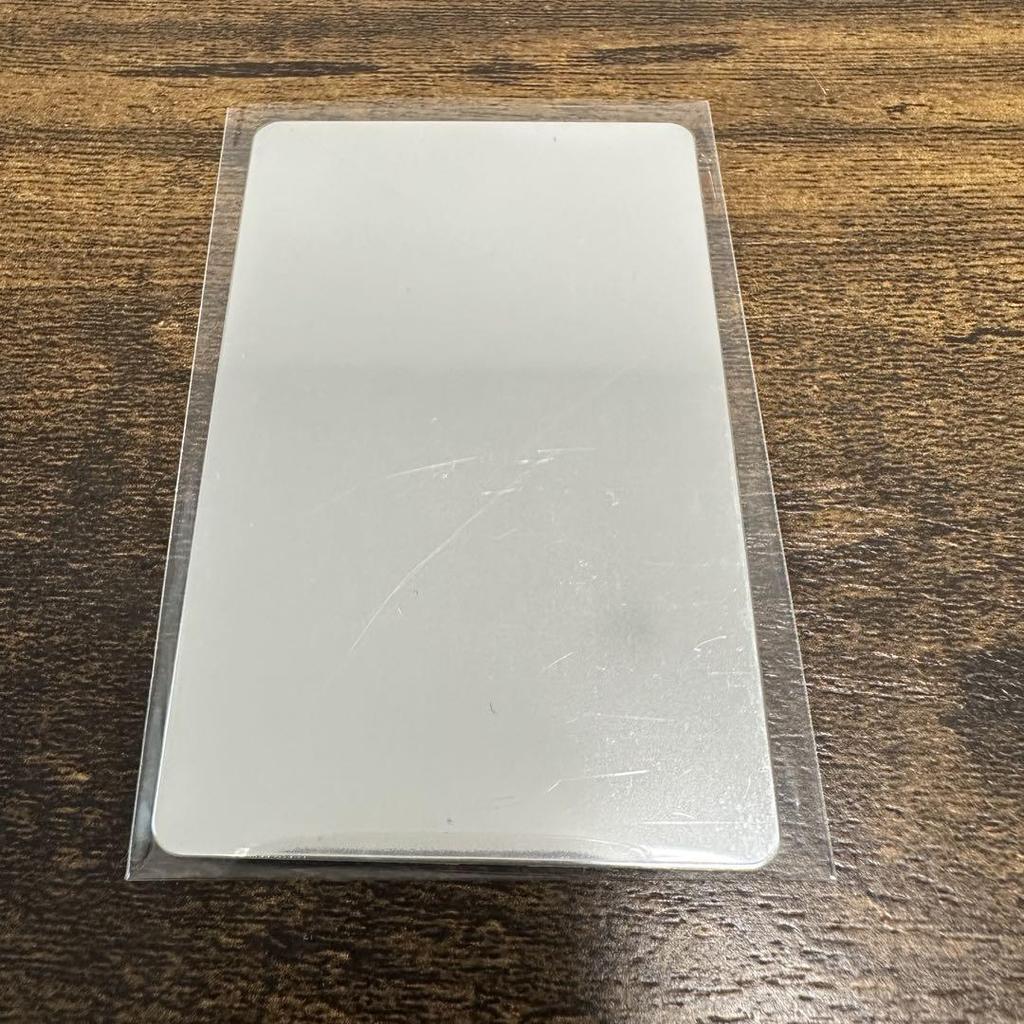 [USED] TREASURE Metal Photo Card Junkyu Trading Card Mirror