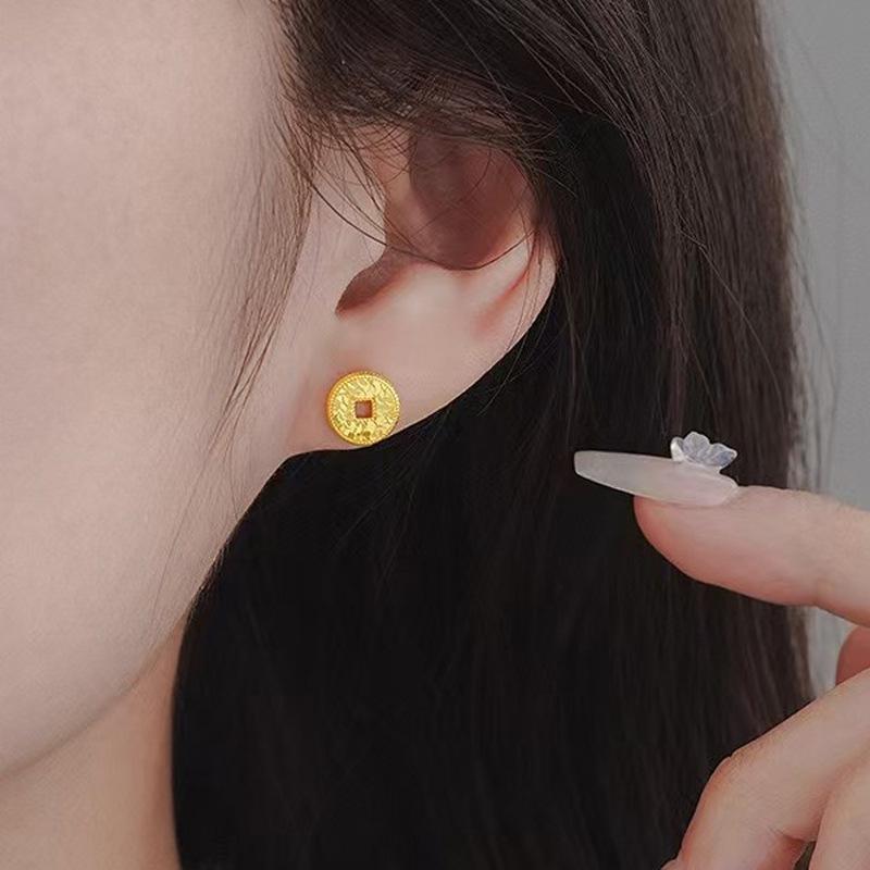 Свежие сладкие ледяные серьги-гвоздики Монеты для женщин - Высококлассный модный тренд 2025 года