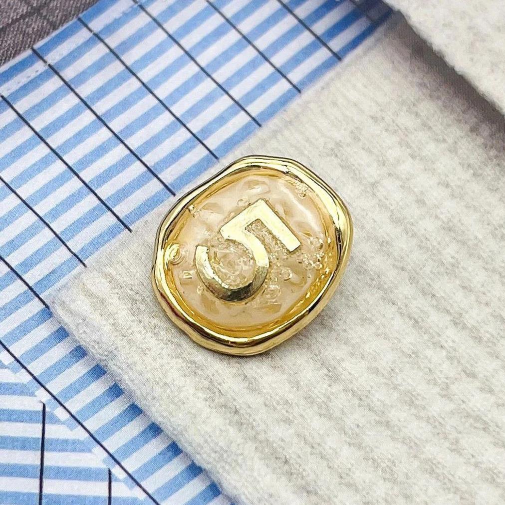 6pcs Candy Pink Black White Luxury Design Metal Round Sewing Button For Clothing Accessory Handmade DIY Decoration