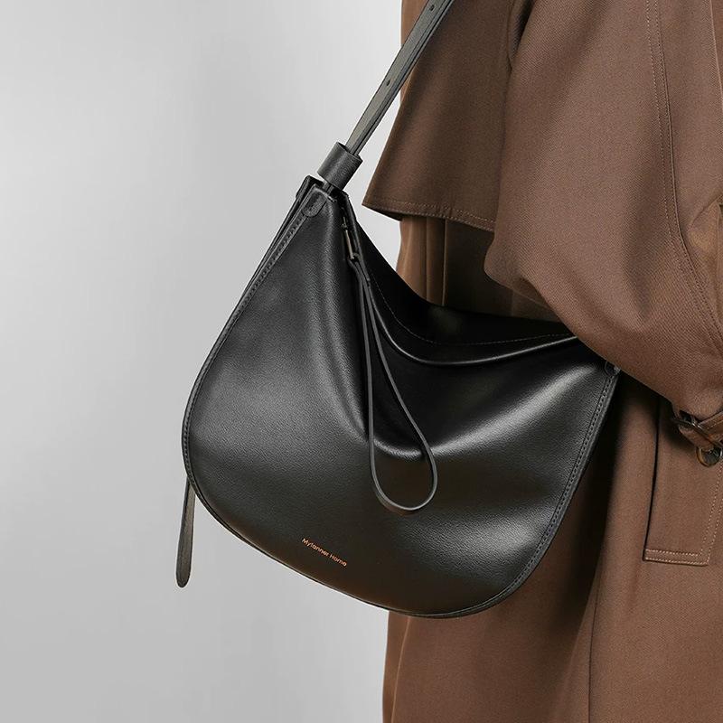 Soft Leather Tote Bag Large Capacity Lazy Wind Leather Bag Women's Comfortable Cowhide Minimalist Commuter Shoulder Messenger Bag