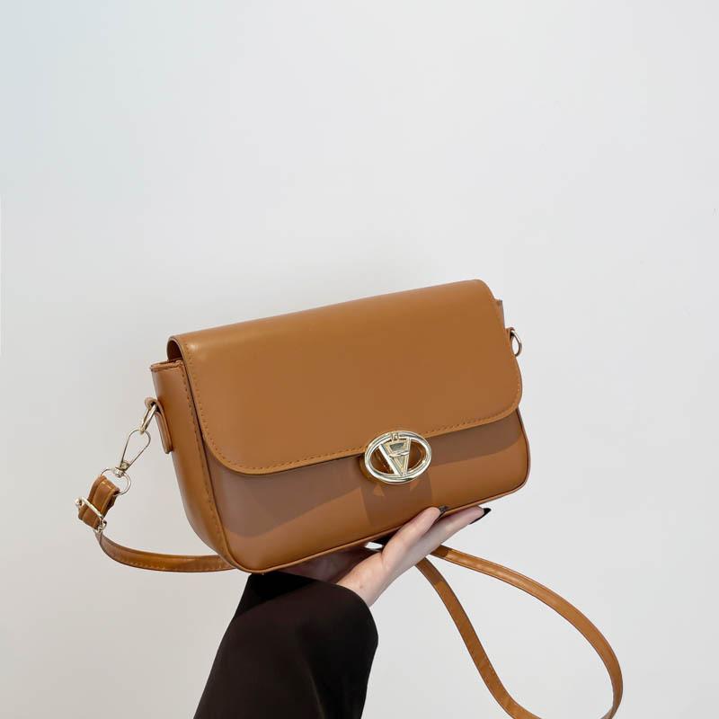 

Spring new simple casual fresh solid color trend design single shoulder crossbody portable small square women s bag коричневий
