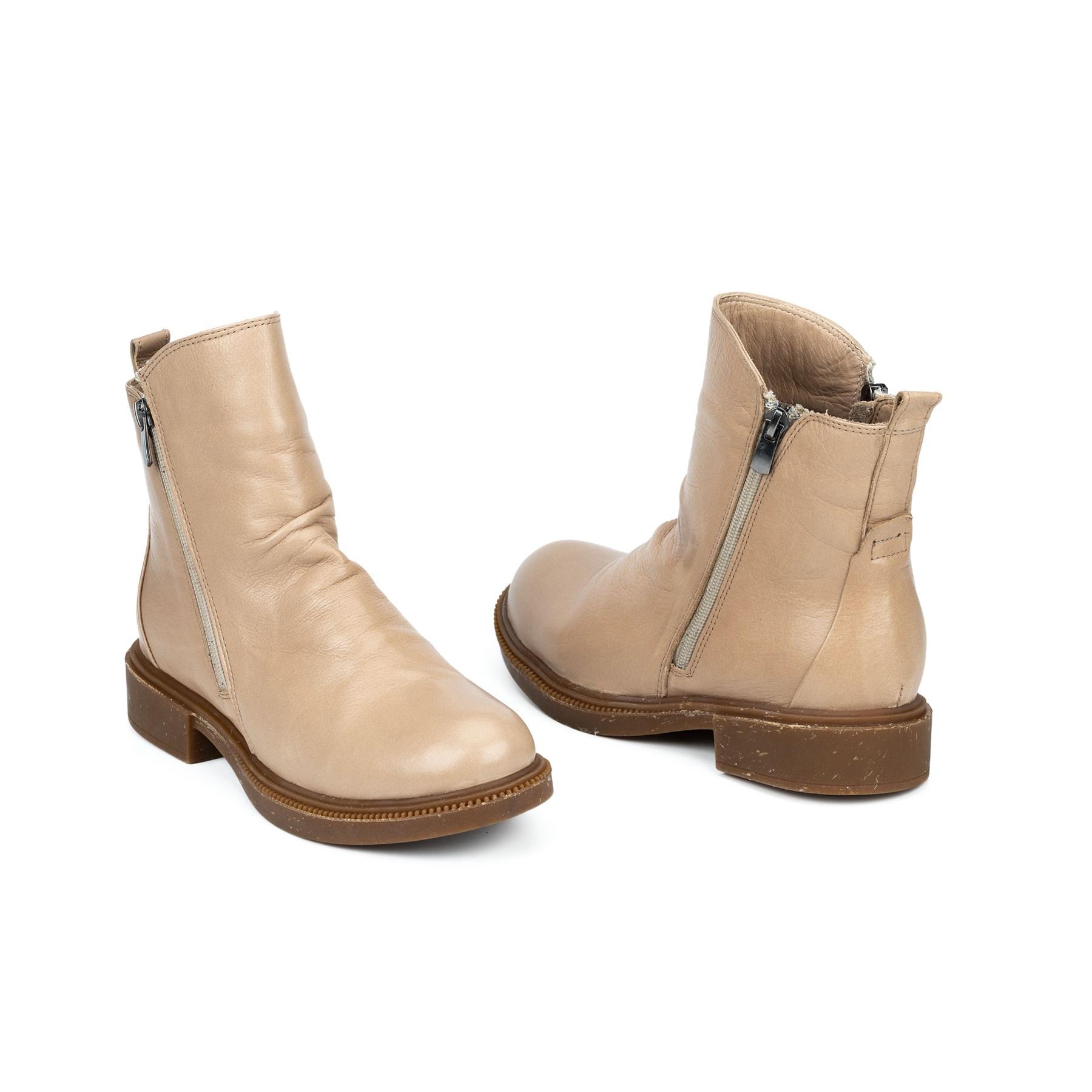 

Женские повседневные ботинки на резиновой подошве из натуральной кожи